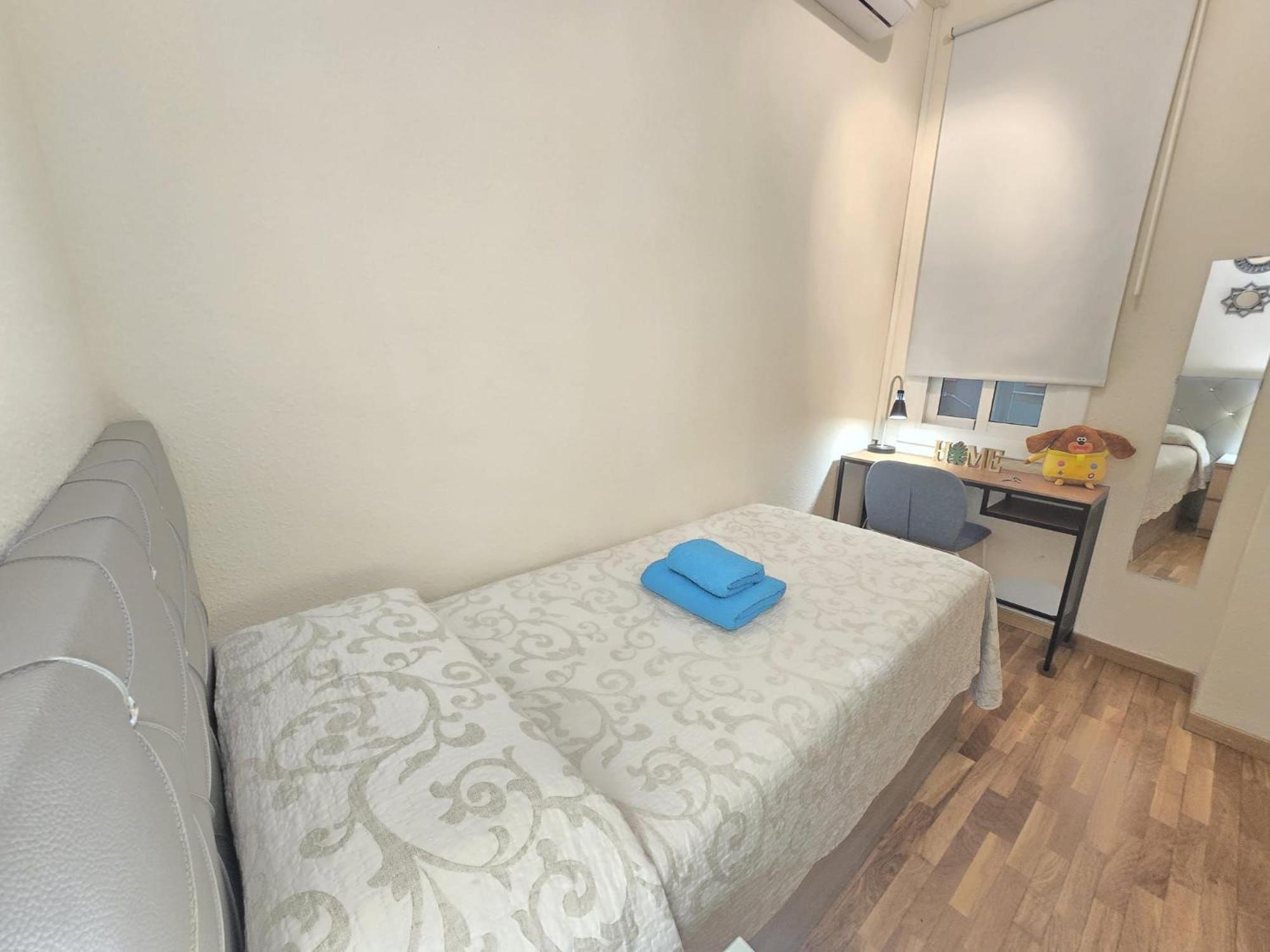 Habitaciones Acogedoras บาร์เซโลนา ภายนอก รูปภาพ